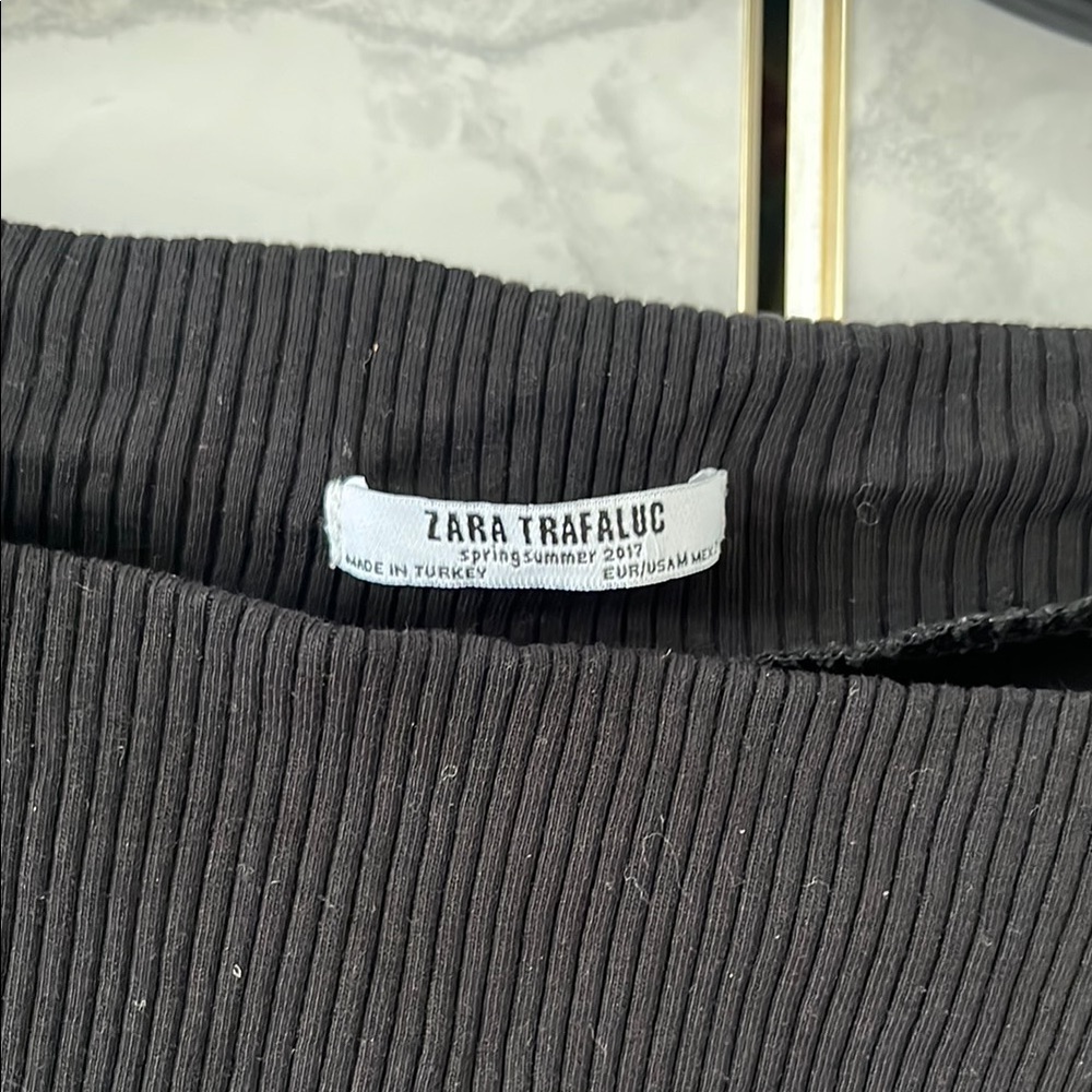 Black Ribbed Long Sleeve Top - Picture 3 of 8